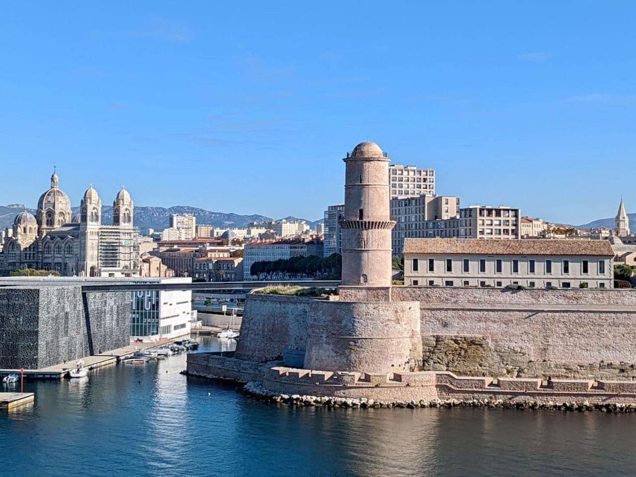 Sunny Stylish Spacious Loft In Old-Port Marseille Luaran gambar